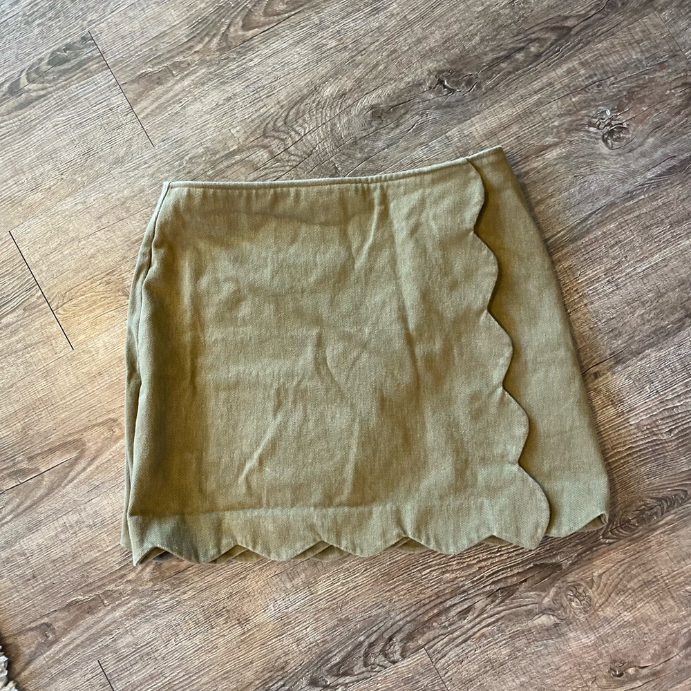 Mi ami skirt size M